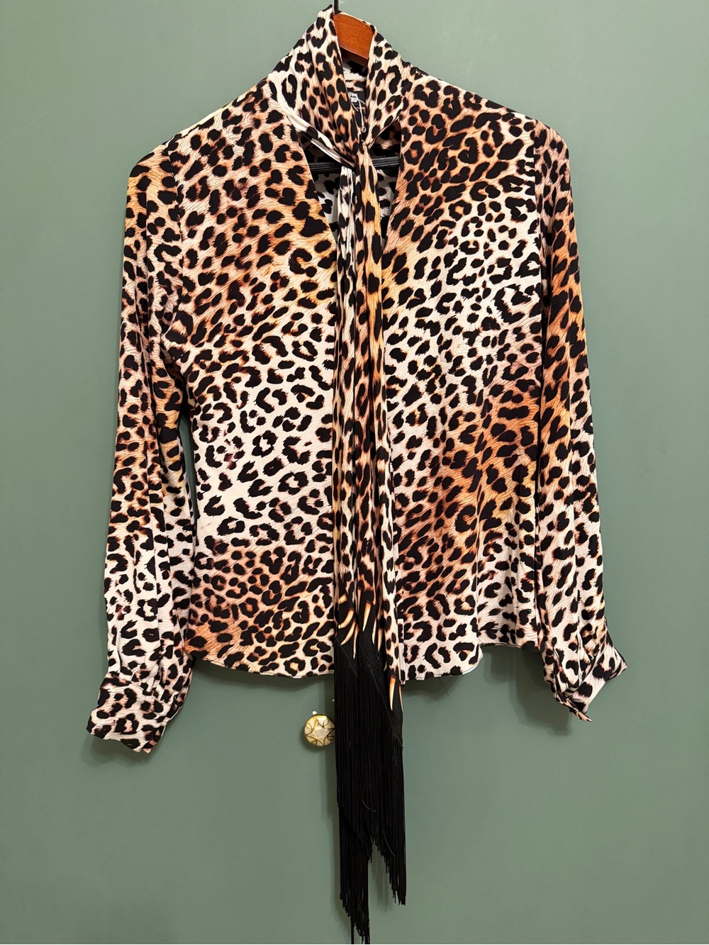 Rare Nwot Rockins button down shirt silk leopard with fringed scarf size S